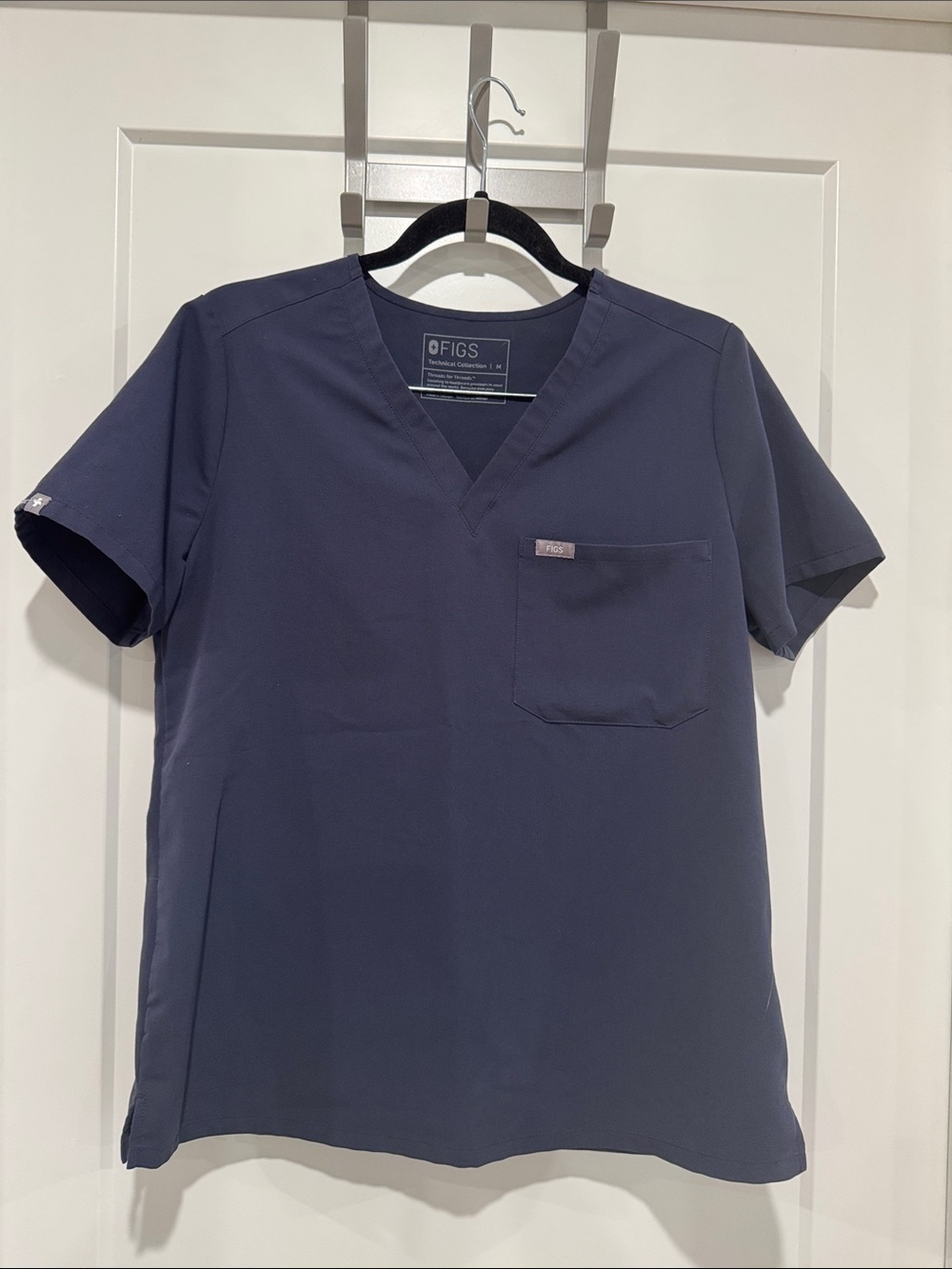 Figs Catarina One-Pocket Scrub Top